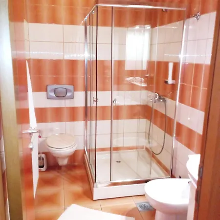 Hotel Lukavac Отель 3*