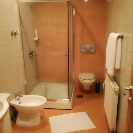 Отель Hotel Lukavac 3*