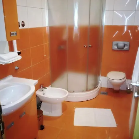 Hotel Lukavac Отель Lukavac (Tuzla)