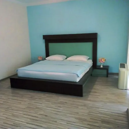 Hotel Lukavac Отель Lukavac (Tuzla)