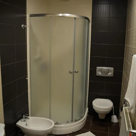 Отель Hotel Lukavac