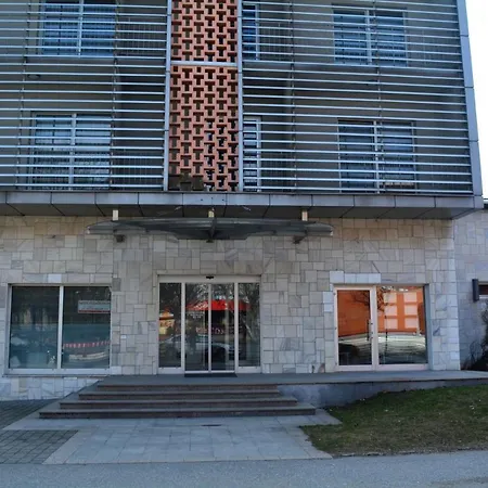 Hotel Lukavac Отель